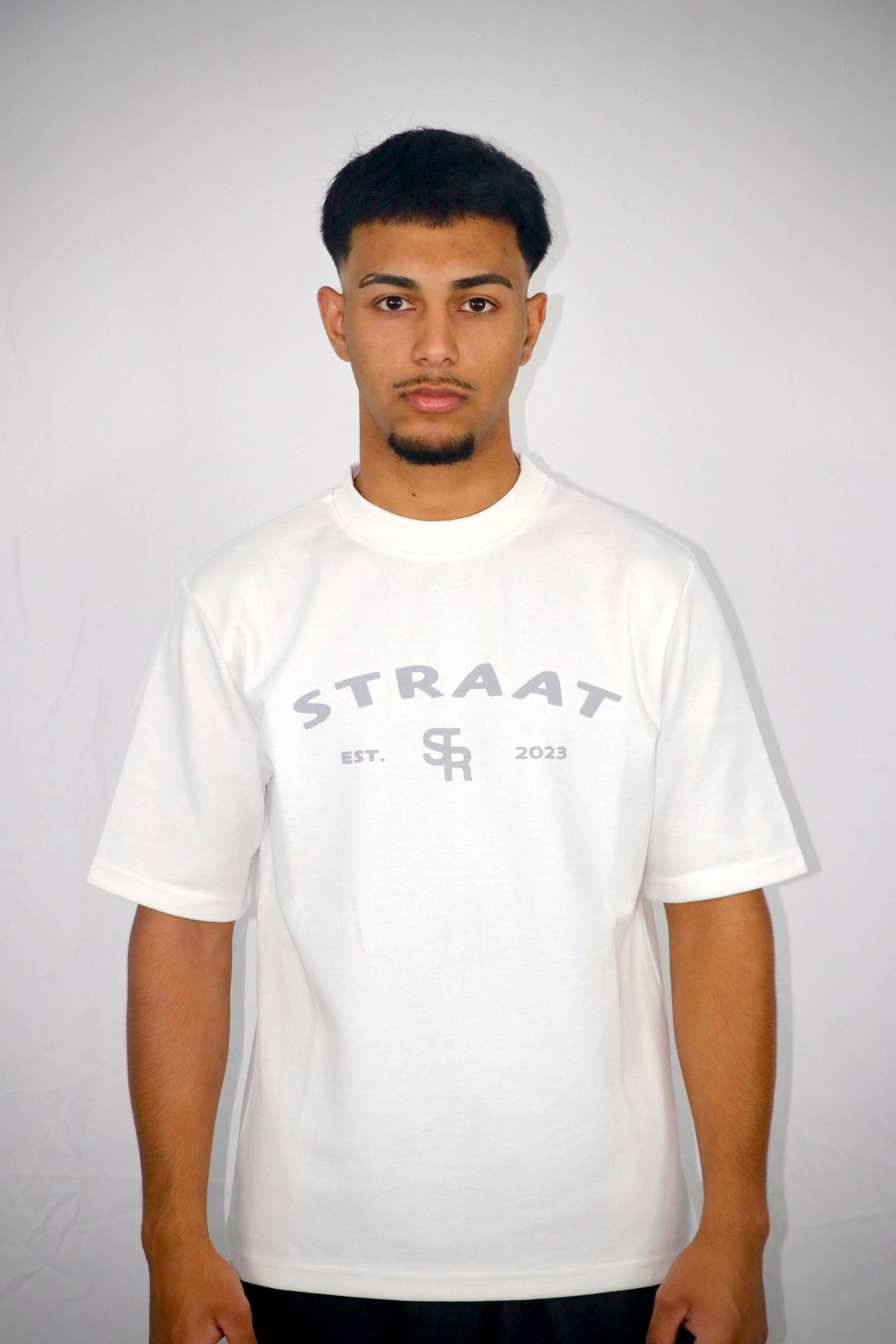 Straat White T- Shirt